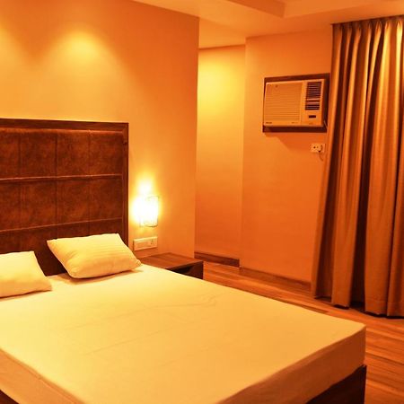 I-Towne' - A Unit Of Hotel Shivam International دوغار المظهر الخارجي الصورة